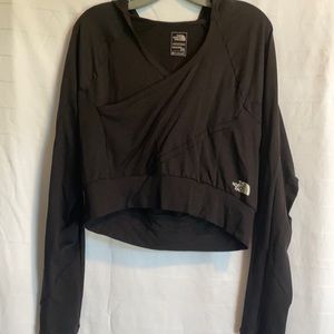 Women’s North Face crop hoodie